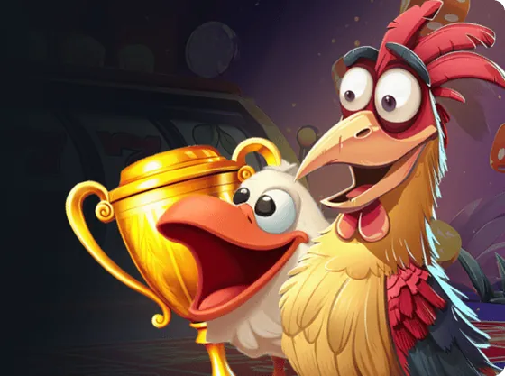 Twee Kokobet hanen met een gouden beker
